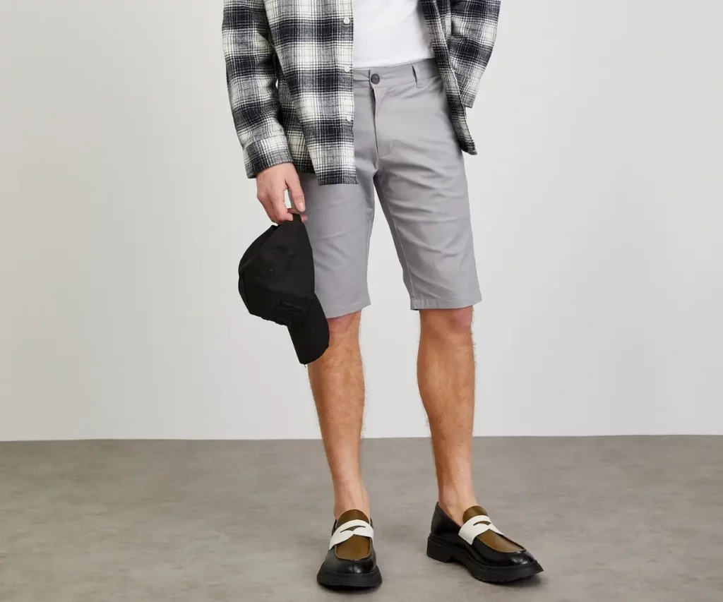 are shorts also considered business casual