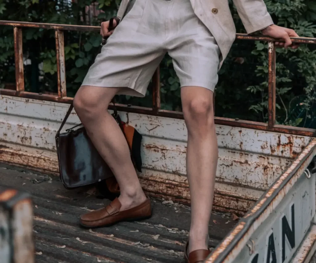 how to wear loafers with shorts